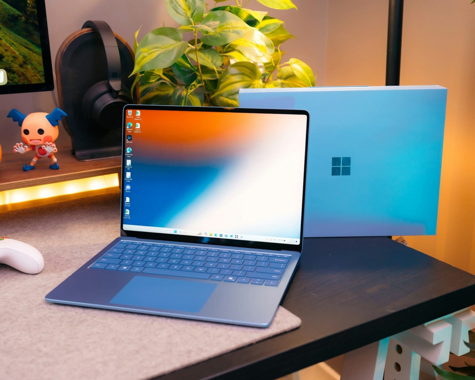 Microsoft Surface Not Updating (Fixes, Causes & Troubleshooting Guide