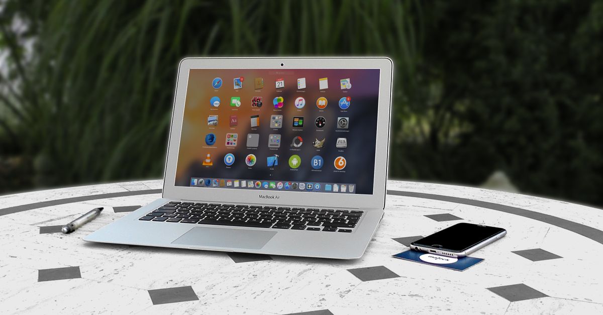 laptop iphone
